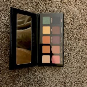 Violet Voss Essentials Pro Series *Brand New*